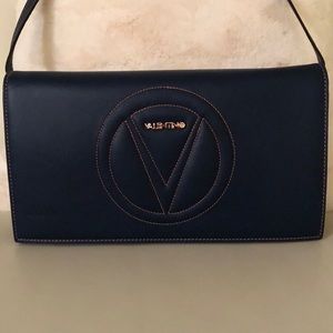 ELEGANT VALENTINO BAG (by Mario Valentino)